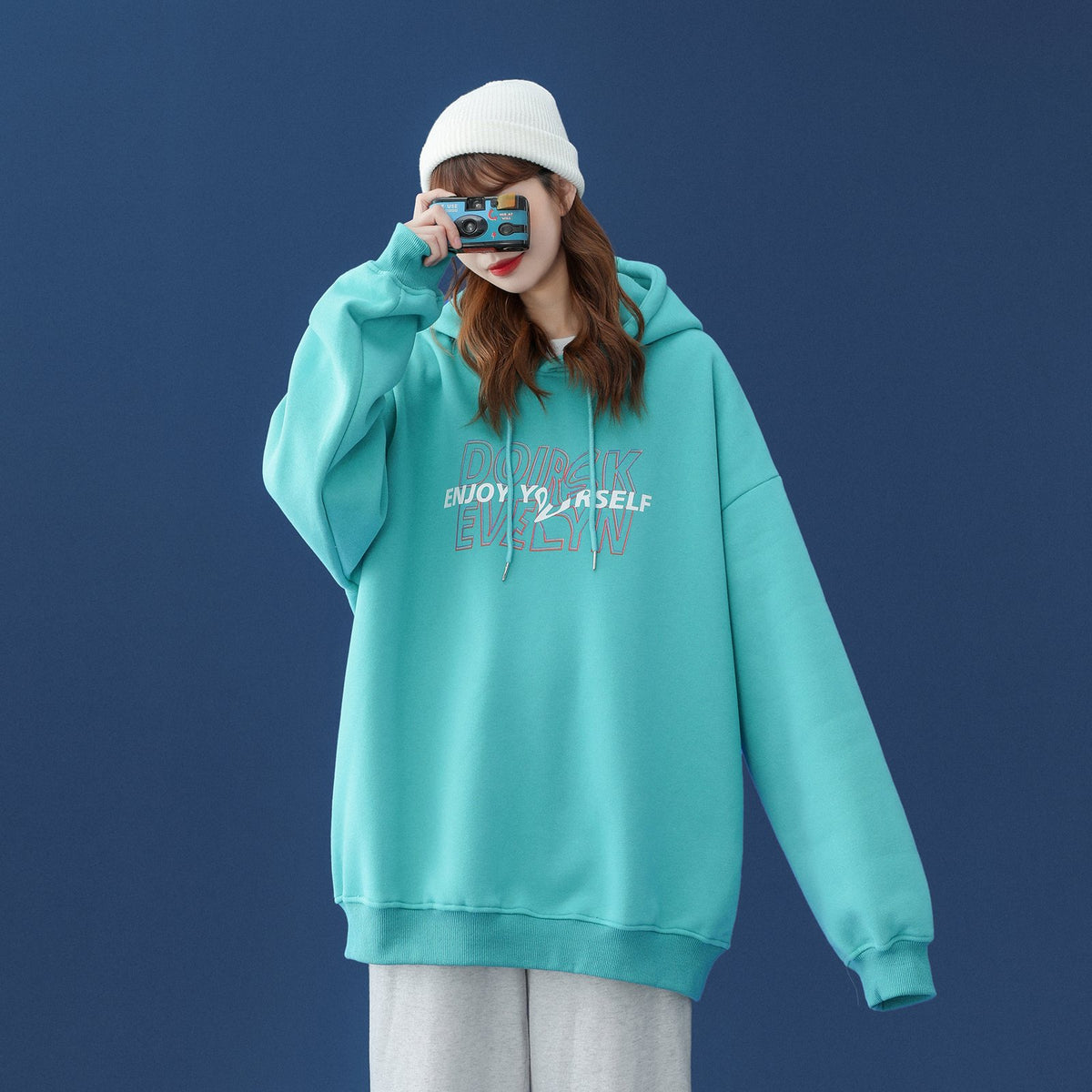 Autumn Lake Blue Couple Tops for National Tide Fashion